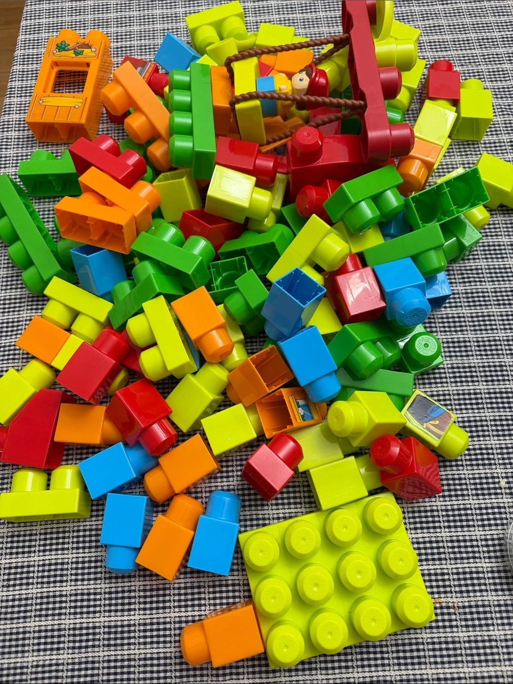 Bright Multicolor Kids Building Block Set - Classic Construction Play